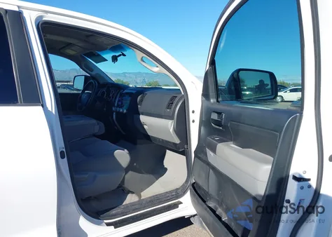 2011 Toyota Tundra Grade 5.7L V8 из США, поврежденный, VIN 5TFDY5F11BX203934